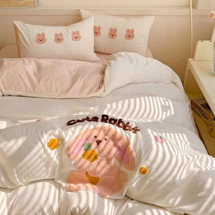 91家纺网 家纺一手货源 找家纺 （总）逸尚阁 2025新款可爱兔毛巾绣水洗棉四件套【提供买家秀】