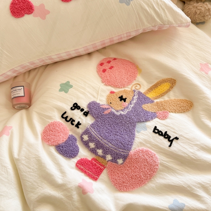 91家纺网 家纺一手货源 找家纺 葡萄家 2025专版高克重超萌卡通格子双拼毛巾绣软糯糯水洗棉四件套 星星兔