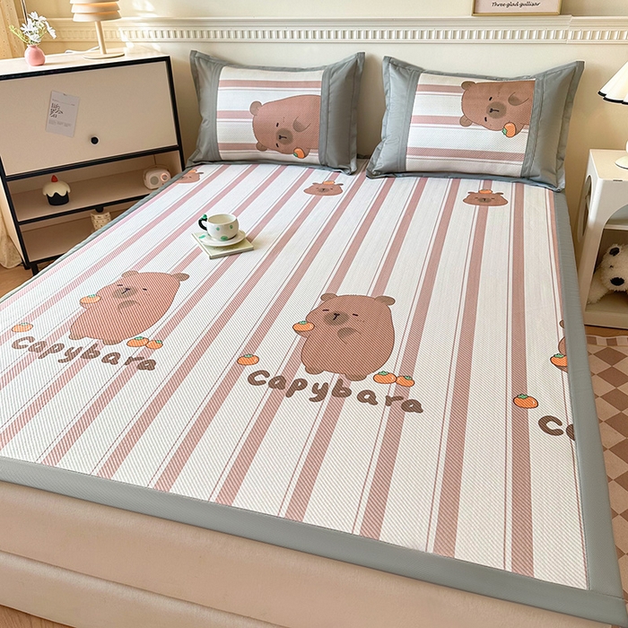 91家纺网 家纺一手货源 找家纺 阿牛席业 2025新款凉感印花软席系列一 卡皮巴布