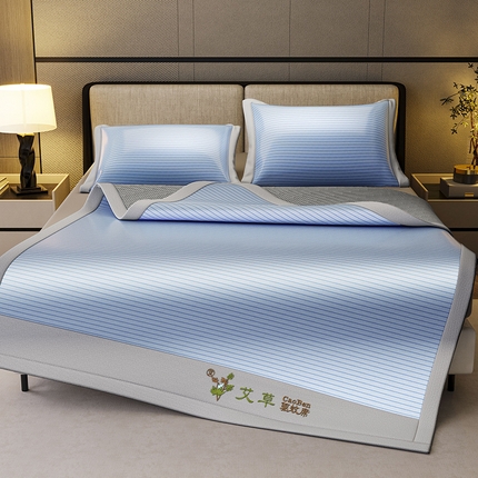 91家纺网 家纺一手货源 找家纺 阿牛席业 2025新款水洗冰晶系列-宽头绣复三明治条席 水云间-蓝-反面三明治款条席