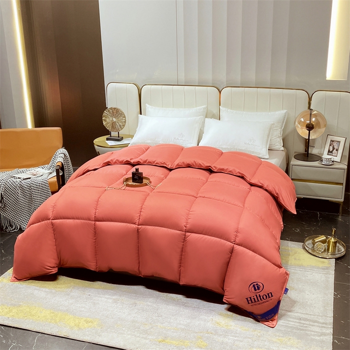 91家纺网 家纺一手货源 找家纺 招财星2店仓储 2025新款款全棉防羽布希尔顿被 酒红色