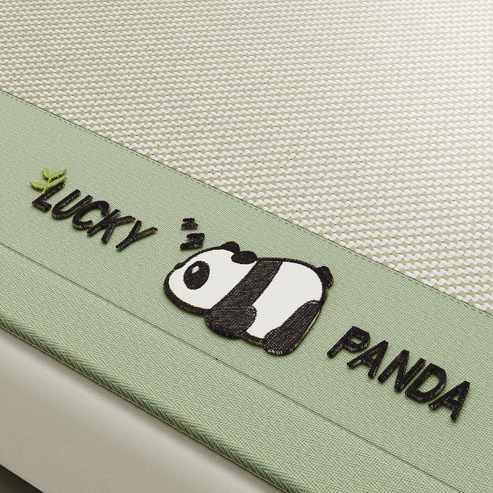 91家纺网 家纺一手货源 找家纺 阿牛席业 2025新款冰藤凉席系列帕帕狗 帕帕熊-绿色