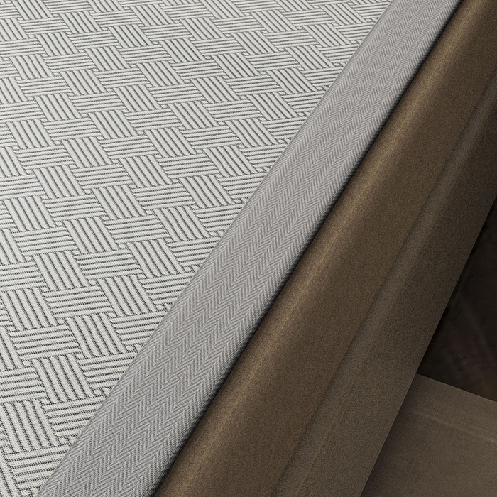 91家纺网 家纺一手货源 找家纺 阿牛席业 2025新款水洗冰晶系列-宽头绣复三明治条席 饼干花-灰-反面三明治款条席