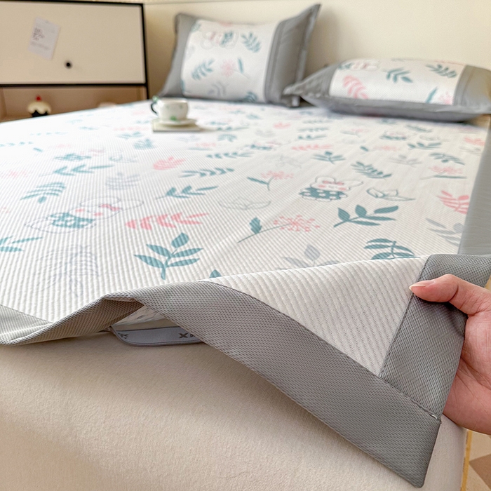 91家纺网 家纺一手货源 找家纺 阿牛席业 2025新款凉感印花软席系列一 花枝小兔