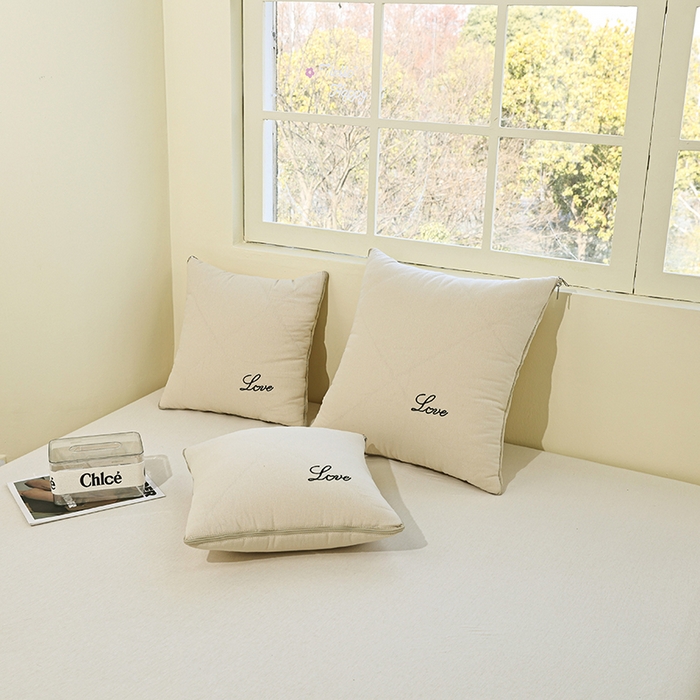 91家纺网 家纺一手货源 找家纺 番茄+ 2025新款全棉麻感纯色抱枕被 卡其