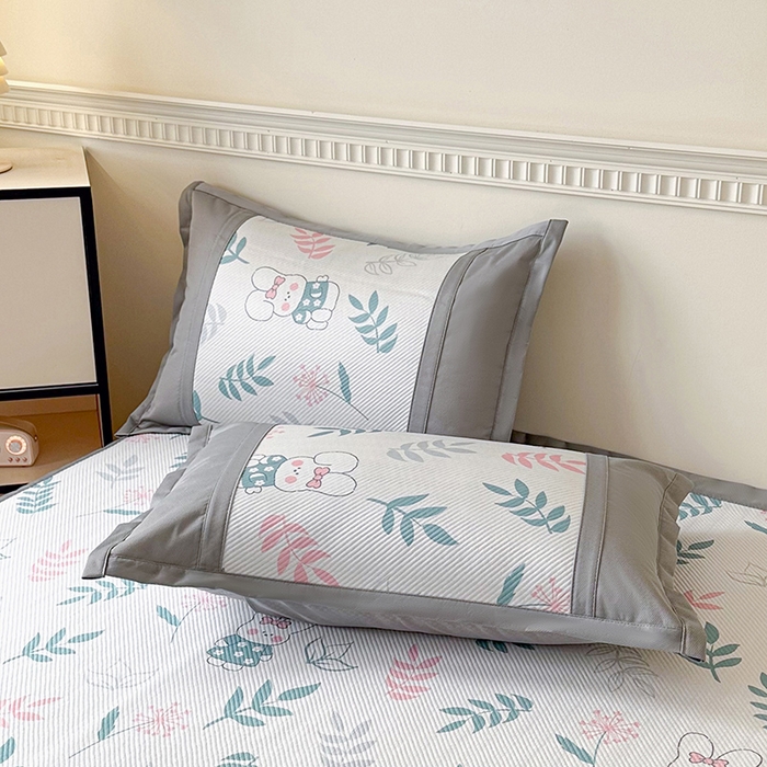 91家纺网 家纺一手货源 找家纺 阿牛席业 2025新款凉感印花软席系列一 花枝小兔