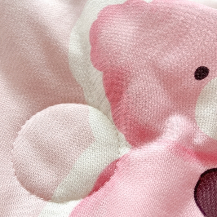 91家纺网 家纺一手货源 找家纺 心卓婴童馆 2025新款A类针织棉被芯—影棚图 爱心小熊