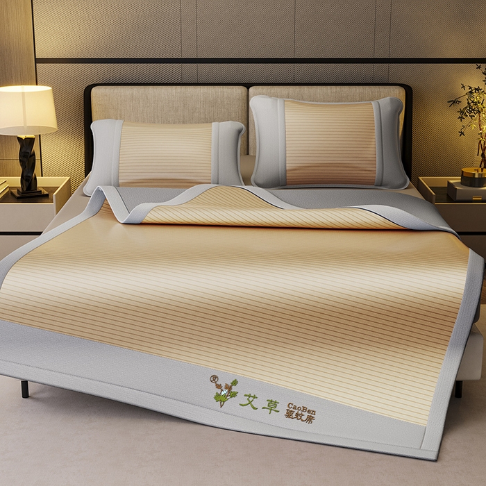 91家纺网 家纺一手货源 找家纺 阿牛席业 2025新款水洗冰晶系列-宽头绣复无纺布条席 水云间-咖-反面无纺布款条席