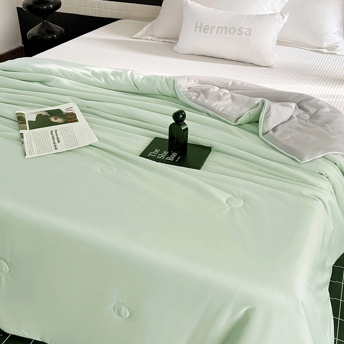 91家纺网 家纺一手货源 找家纺 梦恬佳 2025新款A类凉感夏被系列 水绿色