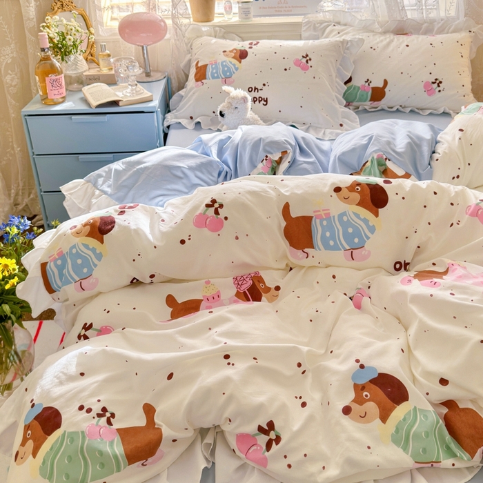 91家纺网 家纺一手货源 找家纺 慕澄家纺 2025新款法式浪漫风花边款水洗棉四件套 花边款-腊肠狗