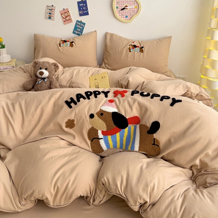 91家纺网 家纺一手货源 找家纺 （总）逸尚阁 2025新款腊肠狗睡衣熊毛巾绣水洗棉四件套【提供买家秀】