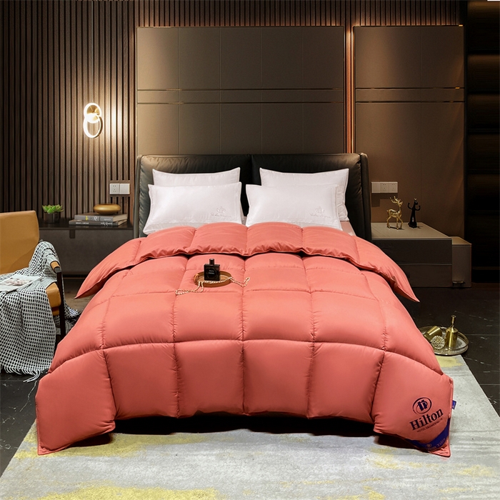 91家纺网 家纺一手货源 找家纺 招财星2店仓储 2025新款款全棉防羽布希尔顿被 酒红色