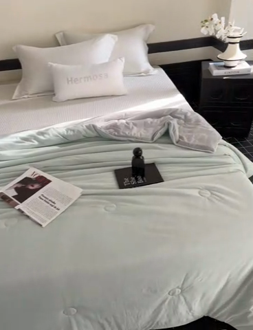 91家纺网 家纺一手货源 找家纺 梦恬佳 2025新款A类凉感夏被系列 水绿色