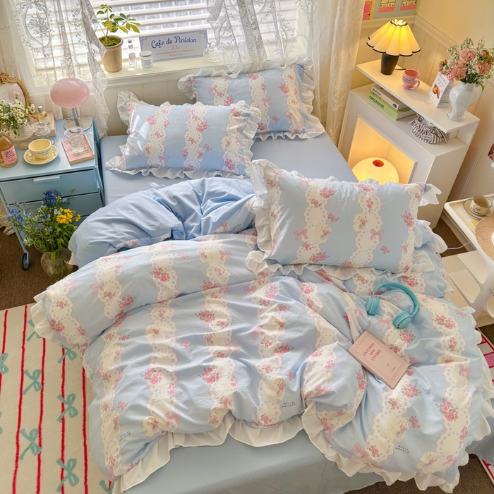91家纺网 家纺一手货源 找家纺 慕澄家纺 2025新款法式浪漫风花边款水洗棉四件套 花边款-蓝色花语