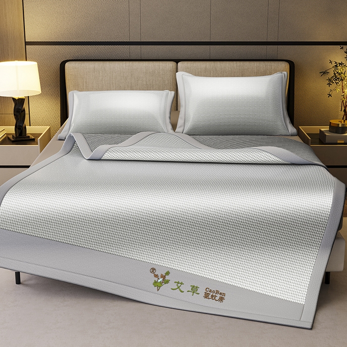 91家纺网 家纺一手货源 找家纺 阿牛席业 2025新款水洗冰晶系列-宽头绣复三明治条席 小牙格-灰-反面三明治款条席