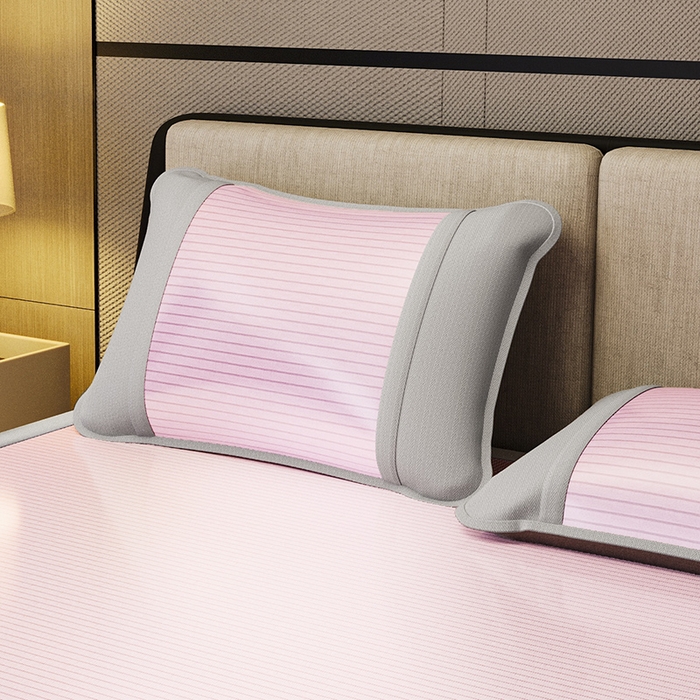 91家纺网 家纺一手货源 找家纺 阿牛席业 2025新款水洗冰晶系列-宽头绣复无纺布条席 水云间-粉-反面无纺布款条席