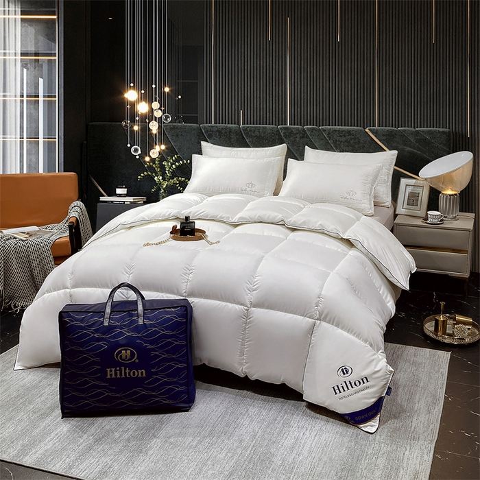 91家纺网 家纺一手货源 找家纺 招财星2店仓储 2025新款款全棉防羽布希尔顿被 白色