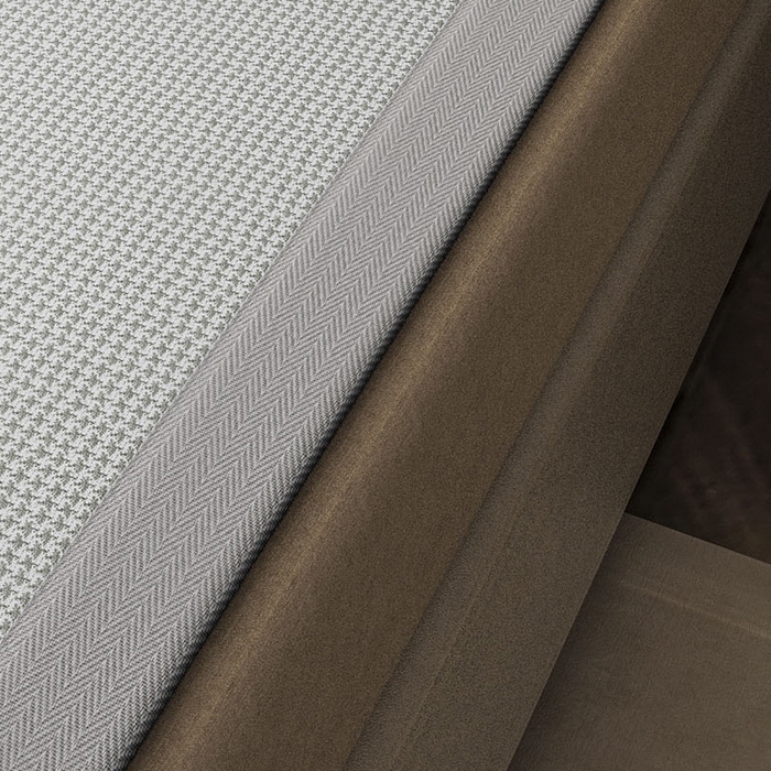 91家纺网 家纺一手货源 找家纺 阿牛席业 2025新款水洗冰晶系列-宽头绣复三明治条席 小牙格-灰-反面三明治款条席