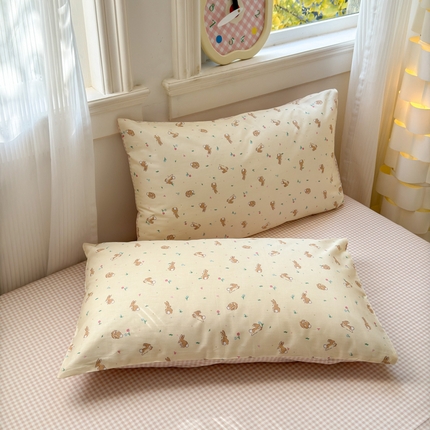 91家纺网 家纺一手货源 找家纺 清雅福 2025全棉13372小清新四件套和单品早春系列第一批-单枕套 兔精灵