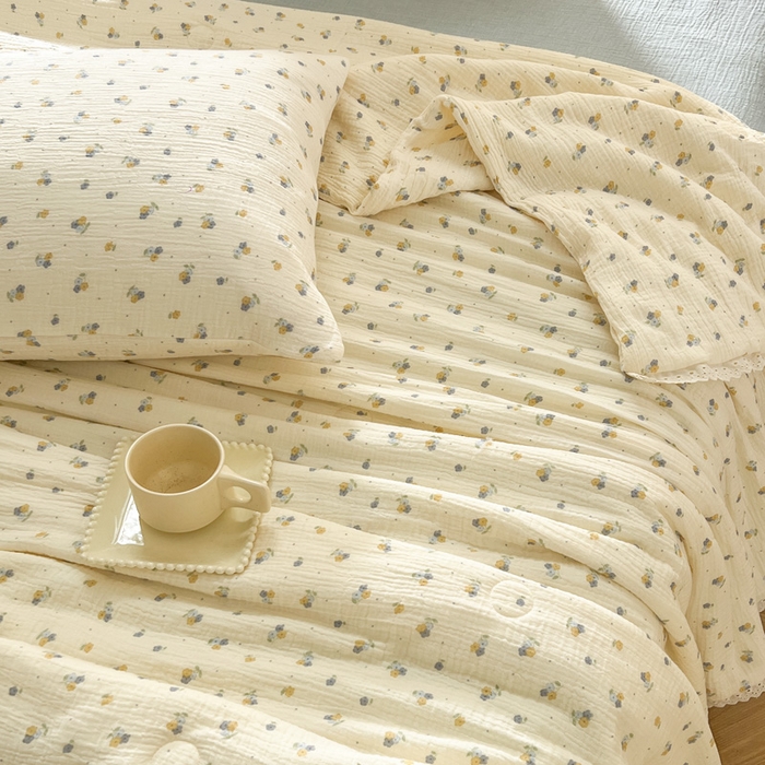 91家纺网 家纺一手货源 找家纺 木楌家居2025新款全棉皱皱纱花边款大豆夏被 沐黎