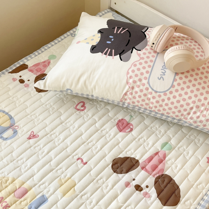 91家纺网 家纺一手货源 找家纺 Sweet dreams甜梦 2025新款全棉卡通小清新棉垫子床垫旅行垫 蛋糕猫猫