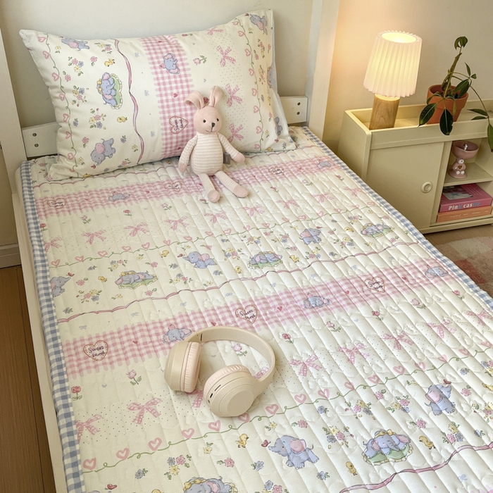 91家纺网 家纺一手货源 找家纺 Sweet dreams甜梦 2025新款全棉卡通小清新棉垫子床垫旅行垫 花花小象