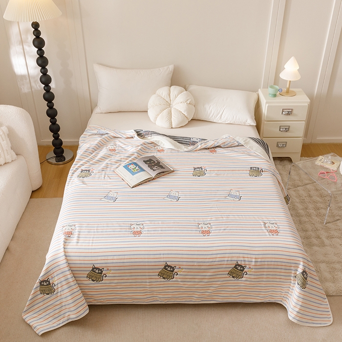 91家纺网 家纺一手货源 找家纺 悦然毛巾被 2025新款全棉６层纱毛巾被 清馨彩条米白