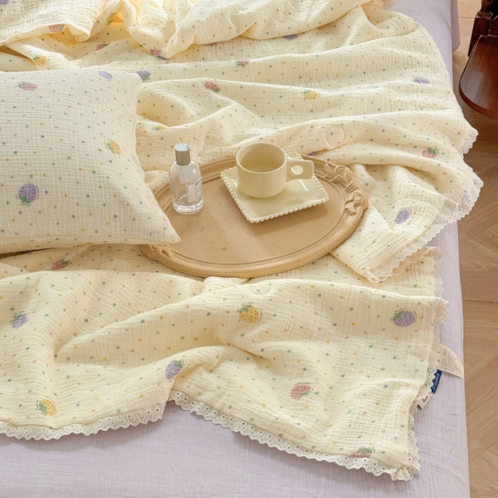 91家纺网 家纺一手货源 找家纺 木楌家居2025新款全棉皱皱纱花边款大豆夏被 沐川