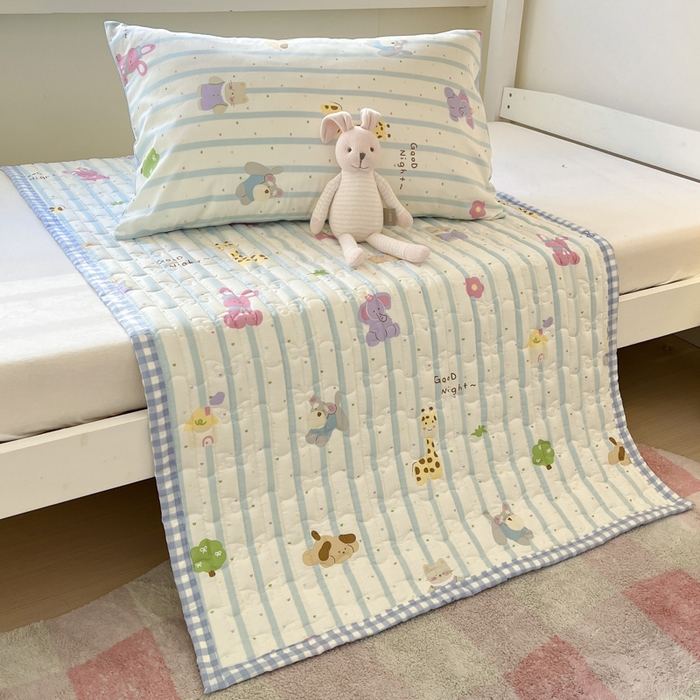 91家纺网 家纺一手货源 找家纺 Sweet dreams甜梦 2025新款全棉卡通小清新棉垫子床垫旅行垫 奇趣动物园