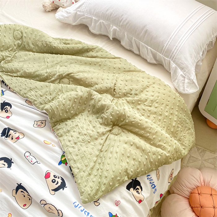 91家纺网 家纺一手货源 找家纺 米乐被业 2025新款水洗棉凉豆豆夏被 趣味小新