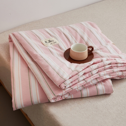 91家纺网 家纺一手货源 找家纺 尊妙被业 2025新款全棉色织水洗棉夏被 童话-粉