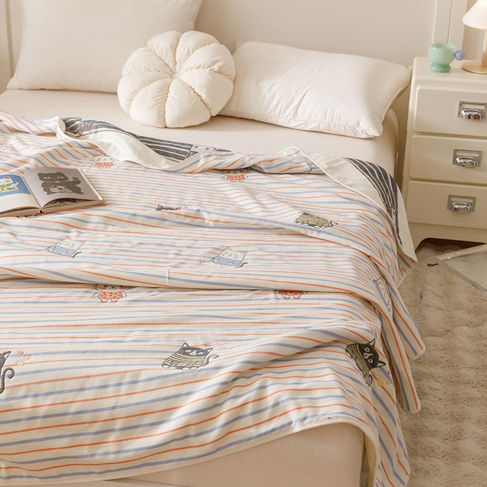 91家纺网 家纺一手货源 找家纺 悦然毛巾被 2025新款全棉６层纱毛巾被 清馨彩条米白