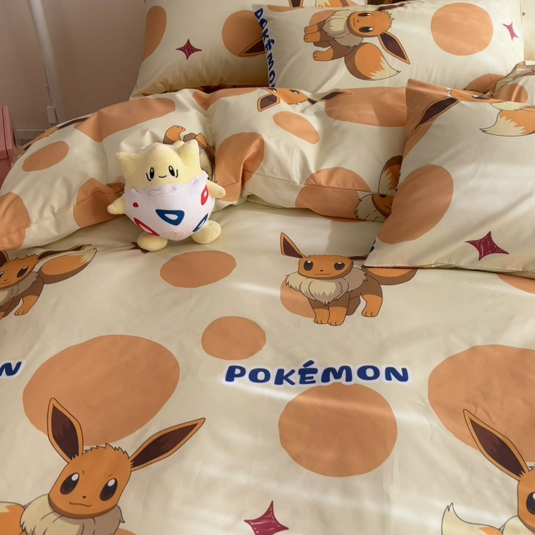 91家纺网 家纺一手货源 找家纺 桃子家居 2025新款宝可梦正版授权皮卡丘纯棉印花系列四件套 棉宝可梦-泡泡伊布