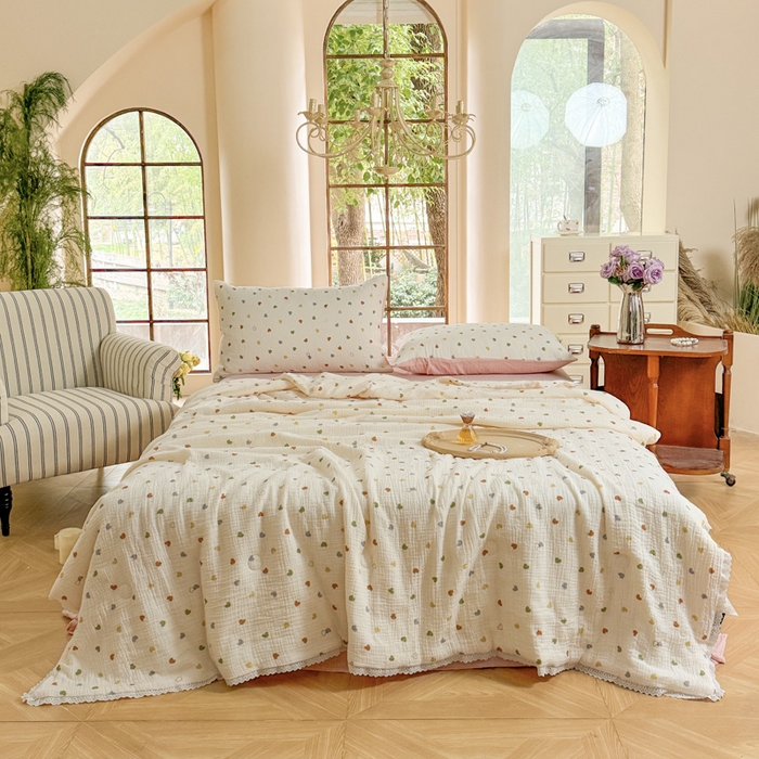 91家纺网 家纺一手货源 找家纺 木楌家居2025新款全棉皱皱纱花边款大豆夏被 宁雪