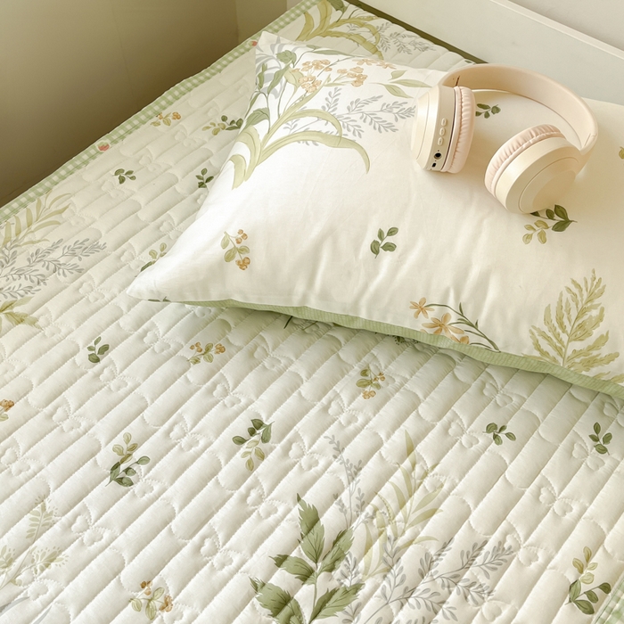 91家纺网 家纺一手货源 找家纺 Sweet dreams甜梦 2025新款全棉卡通小清新棉垫子床垫旅行垫 春意盎然