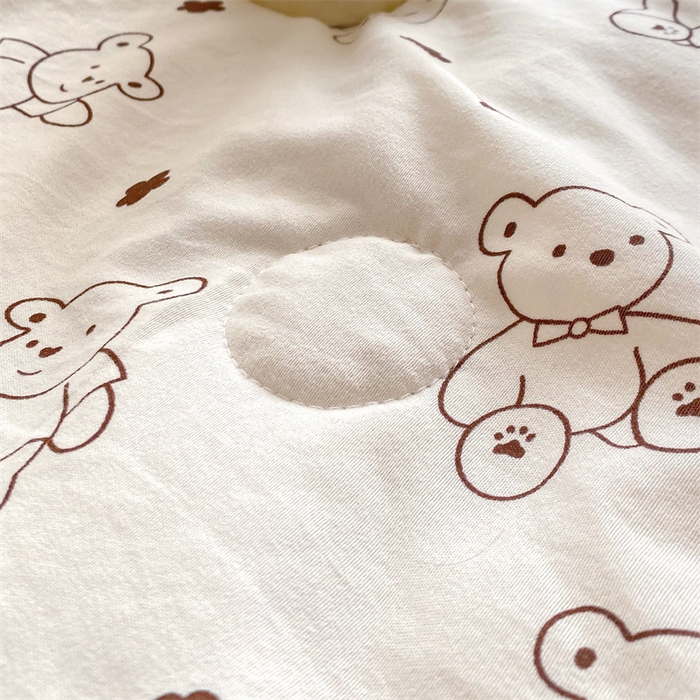 91家纺网 家纺一手货源 找家纺 米乐被业 2025新款水洗棉凉豆豆夏被 小熊院长