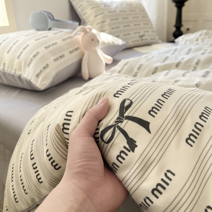 91家纺网 家纺一手货源 找家纺 贝拉梦家纺 2025爆款新款A类有氧针织双层纱四件套 素颜