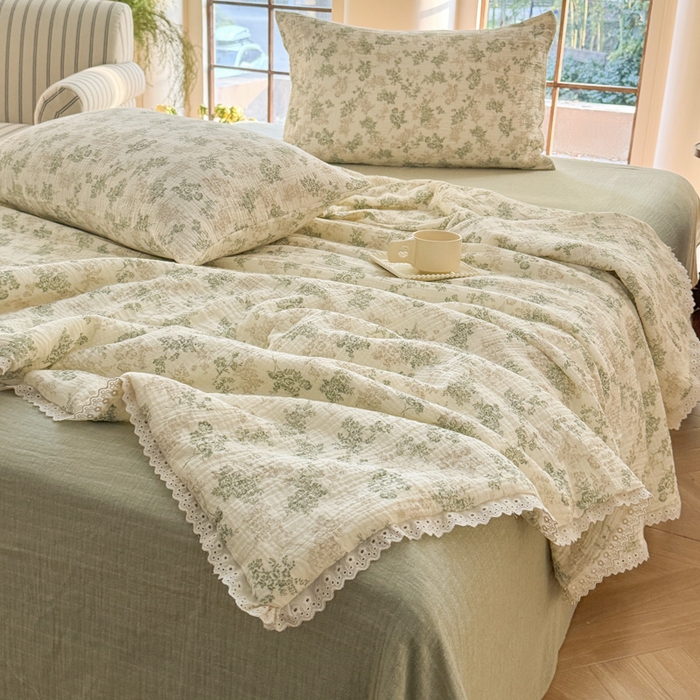 91家纺网 家纺一手货源 找家纺 木楌家居2025新款全棉皱皱纱花边款大豆夏被 南浔