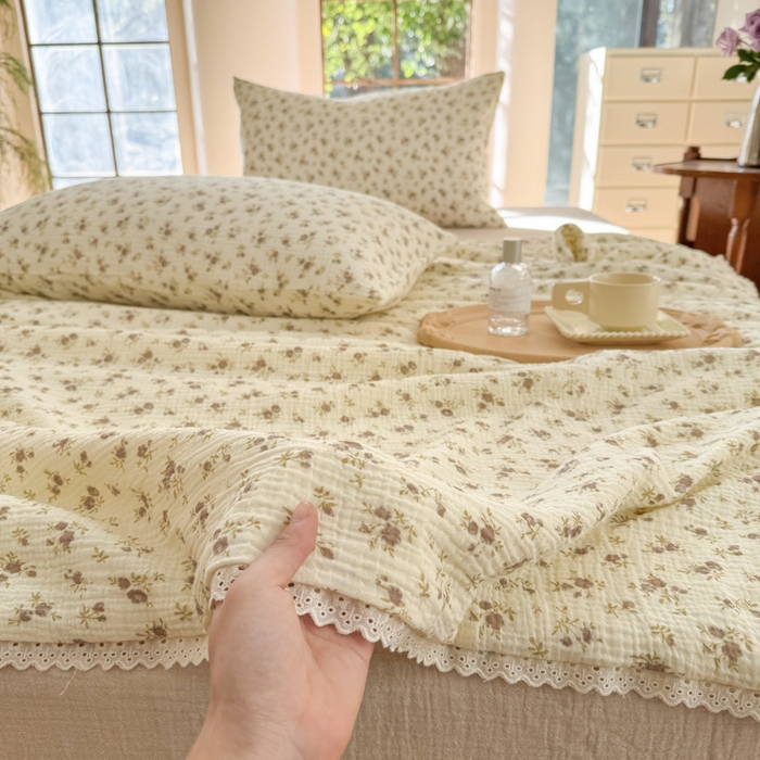 91家纺网 家纺一手货源 找家纺 木楌家居2025新款全棉皱皱纱花边款大豆夏被 纤月