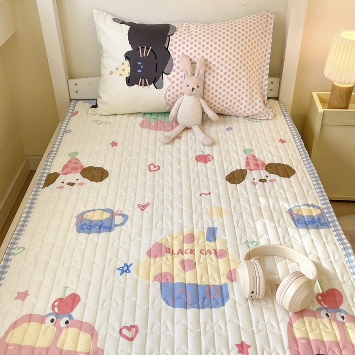 91家纺网 家纺一手货源 找家纺 Sweet dreams甜梦 2025新款全棉卡通小清新棉垫子床垫旅行垫 蛋糕猫猫