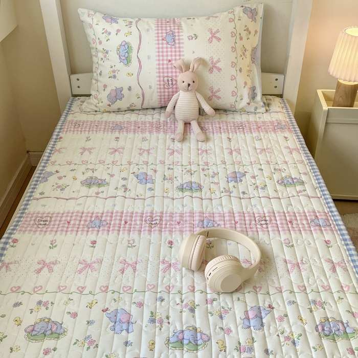 91家纺网 家纺一手货源 找家纺 Sweet dreams甜梦 2025新款全棉卡通小清新棉垫子床垫旅行垫 花花小象