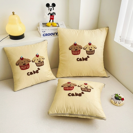 91家纺网 家纺一手货源 找家纺 番茄+ 2025新款全棉13370蛋糕小狗毛巾绣抱枕被 蛋糕狗—奶油黄