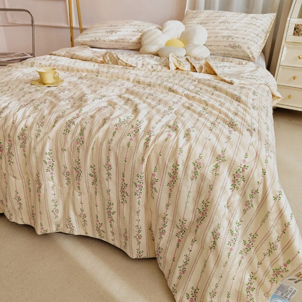 91家纺网 家纺一手货源 找家纺 尊妙被业 2025新款嘭嘭软水洗棉夏被 心跳回声