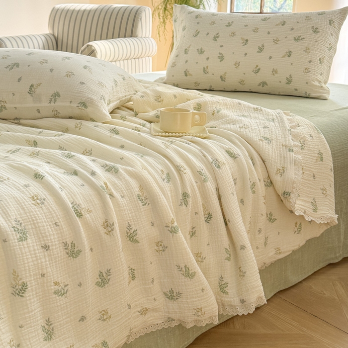 91家纺网 家纺一手货源 找家纺 木楌家居2025新款全棉皱皱纱花边款大豆夏被 云笙