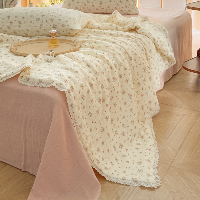 91家纺网 家纺一手货源 找家纺 木楌家居2025新款全棉皱皱纱花边款大豆夏被 洛屿