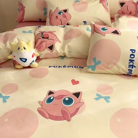 91家纺网 家纺一手货源 找家纺 金爱家 2025新款宝可梦正版授权皮卡丘纯棉印花系列四件套 棉宝可梦-蝴蝶结胖丁