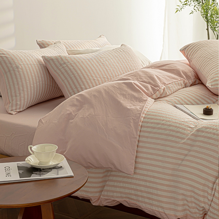 91家纺网 家纺一手货源 找家纺 恩和家纺 2025新款水洗提花条纹四件套 粉白条