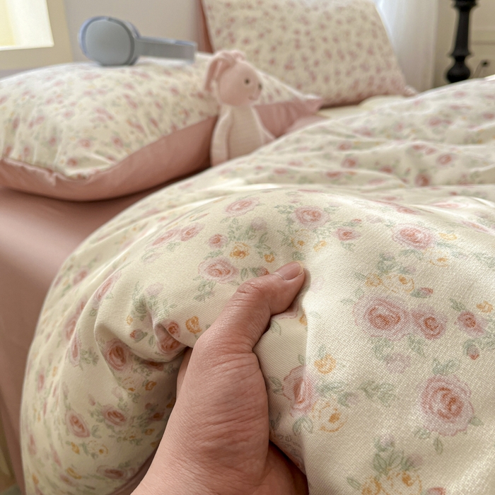 91家纺网 家纺一手货源 找家纺 贝拉梦家纺 2025爆款新款A类有氧针织双层纱四件套 艾莎