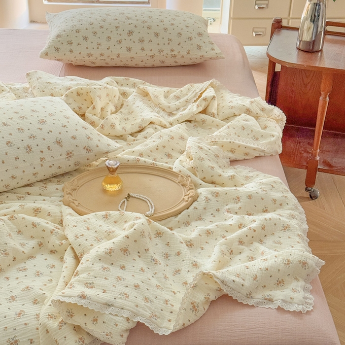 91家纺网 家纺一手货源 找家纺 木楌家居2025新款全棉皱皱纱花边款大豆夏被 洛屿