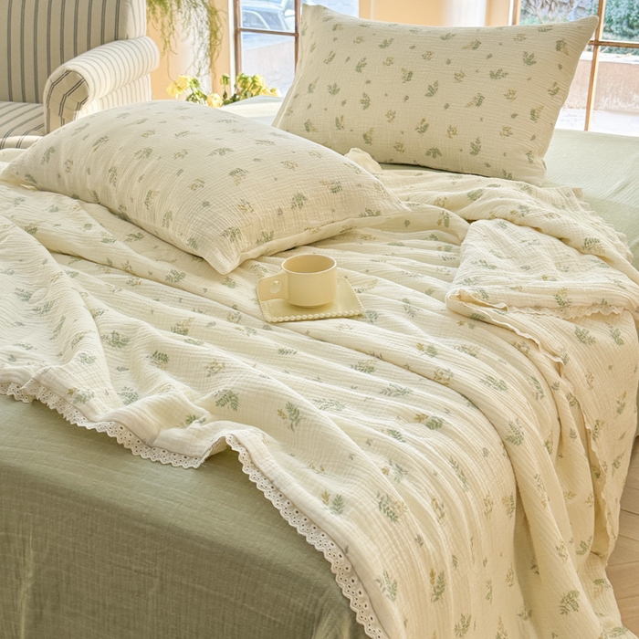 91家纺网 家纺一手货源 找家纺 木楌家居2025新款全棉皱皱纱花边款大豆夏被 云笙